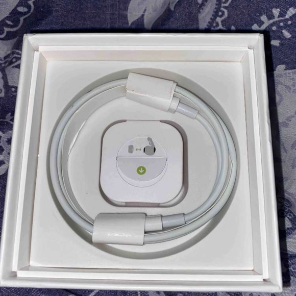 Airpod - Picture 4 of 4